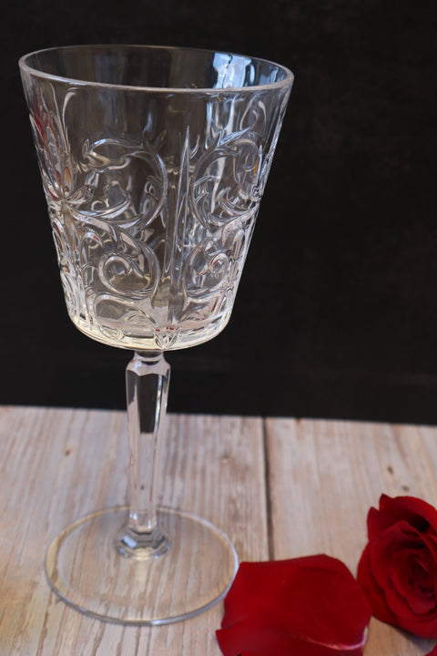 Forget-Me-Not Wine Glass